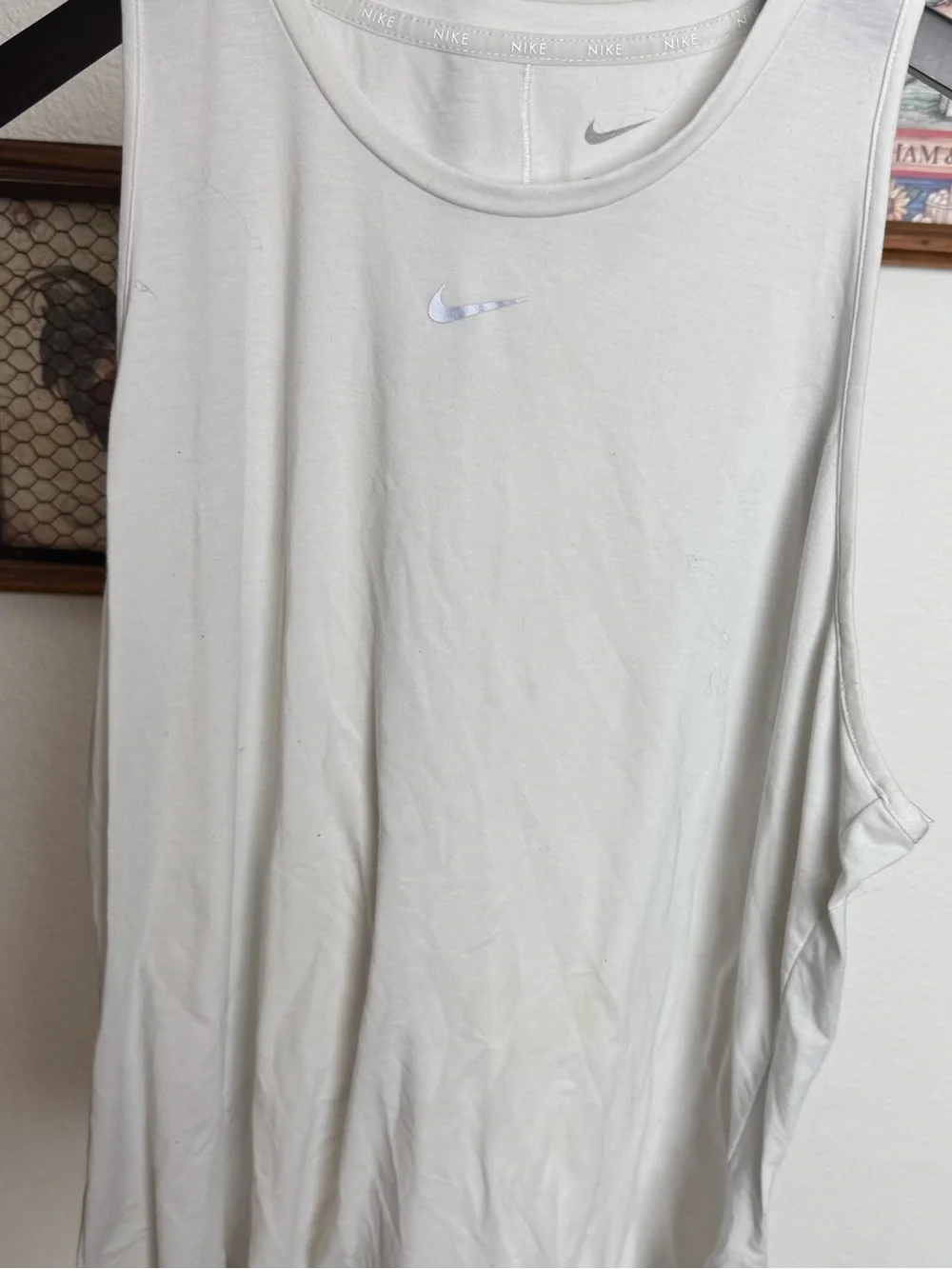 Nike White Scoop Neck Athletic Tank Top Dri Fit Size XL
